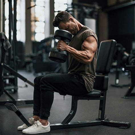 fotos de gym hombres reales|Imágenes de Gimnasio Hombres .